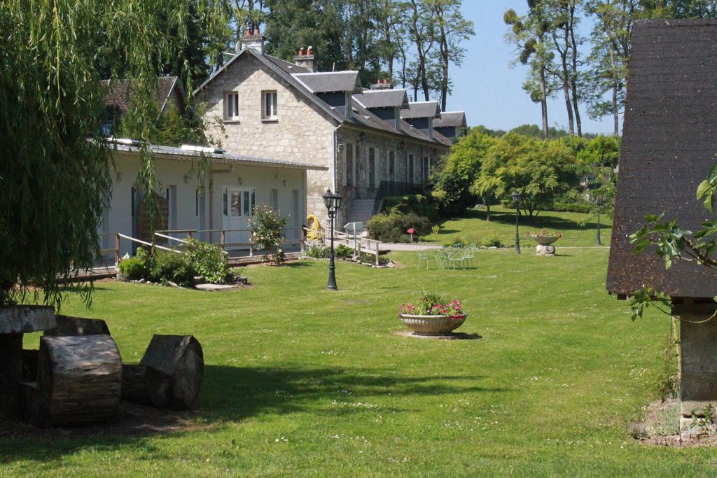 Вілла Domaine Le Translon Saint-Pierre-Aigle Екстер'єр фото